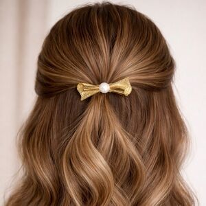 Vintage Gold tone Hair clip